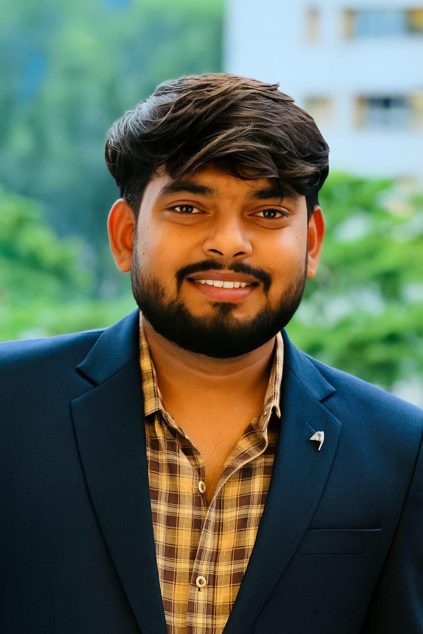 Siddhant Singh - Sales Head (Western Region), Fortune 8 Realty